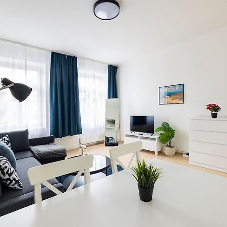 Beautiful 1 Bedroom Apartment Near Schoenbrunn Wien Exterior foto