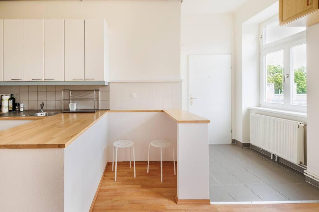 Beautiful 1 Bedroom Apartment Near Schoenbrunn Wien Exterior foto